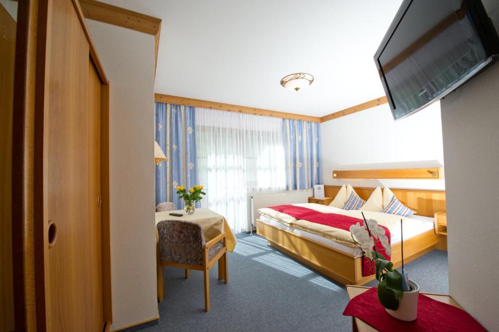 Hotel Landhaus Neumayr Grossarl Chambre photo